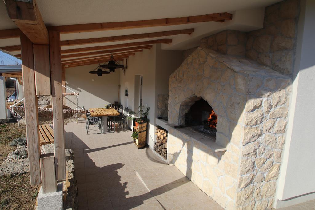 Oak House Villa Zadvarje Ngoại thất bức ảnh
