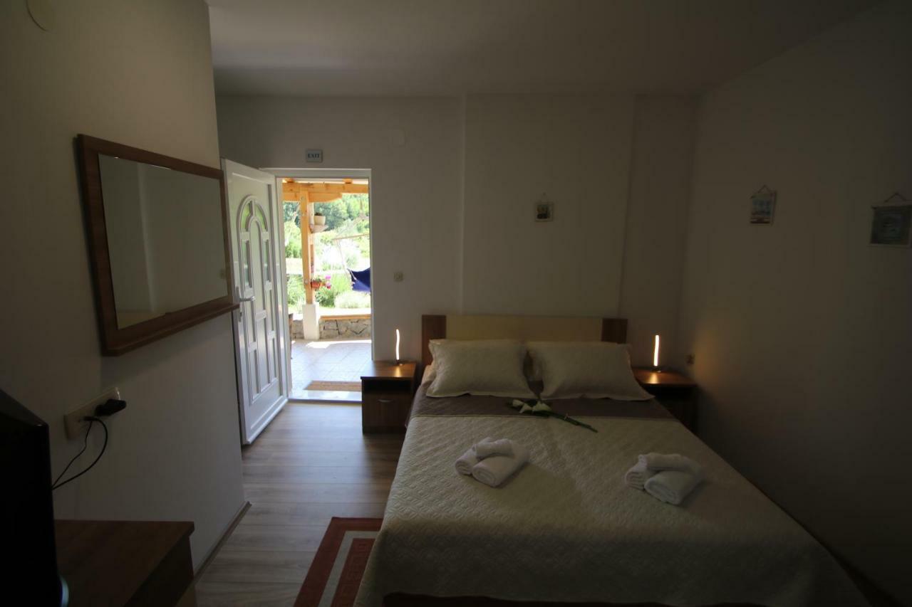 Oak House Villa Zadvarje Ngoại thất bức ảnh