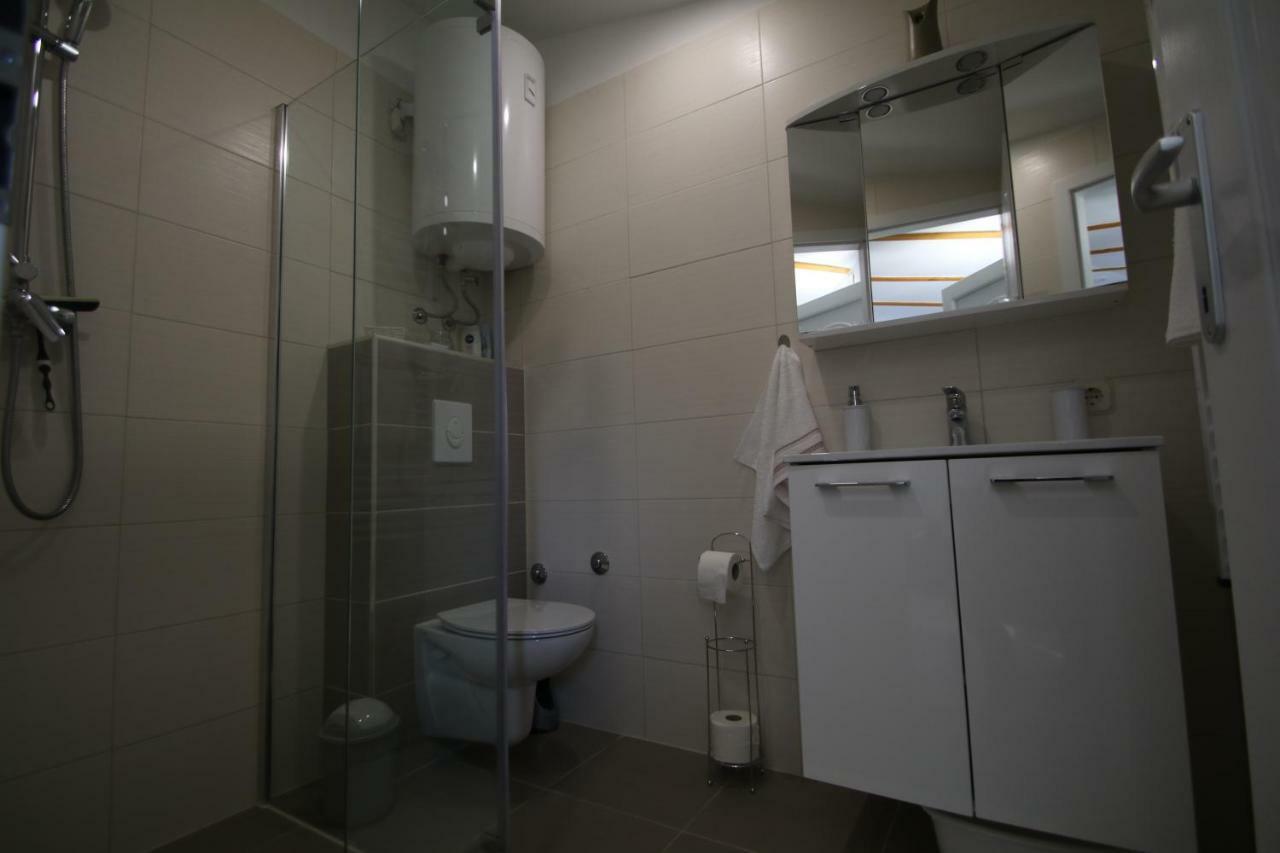 Oak House Villa Zadvarje Ngoại thất bức ảnh